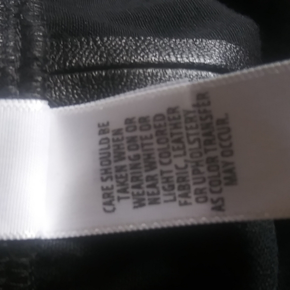 SOLD 💕St. John Napa Leather Stretch Pants - Picture 11 of 13